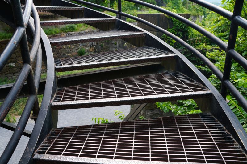 Curved Staircase Installation